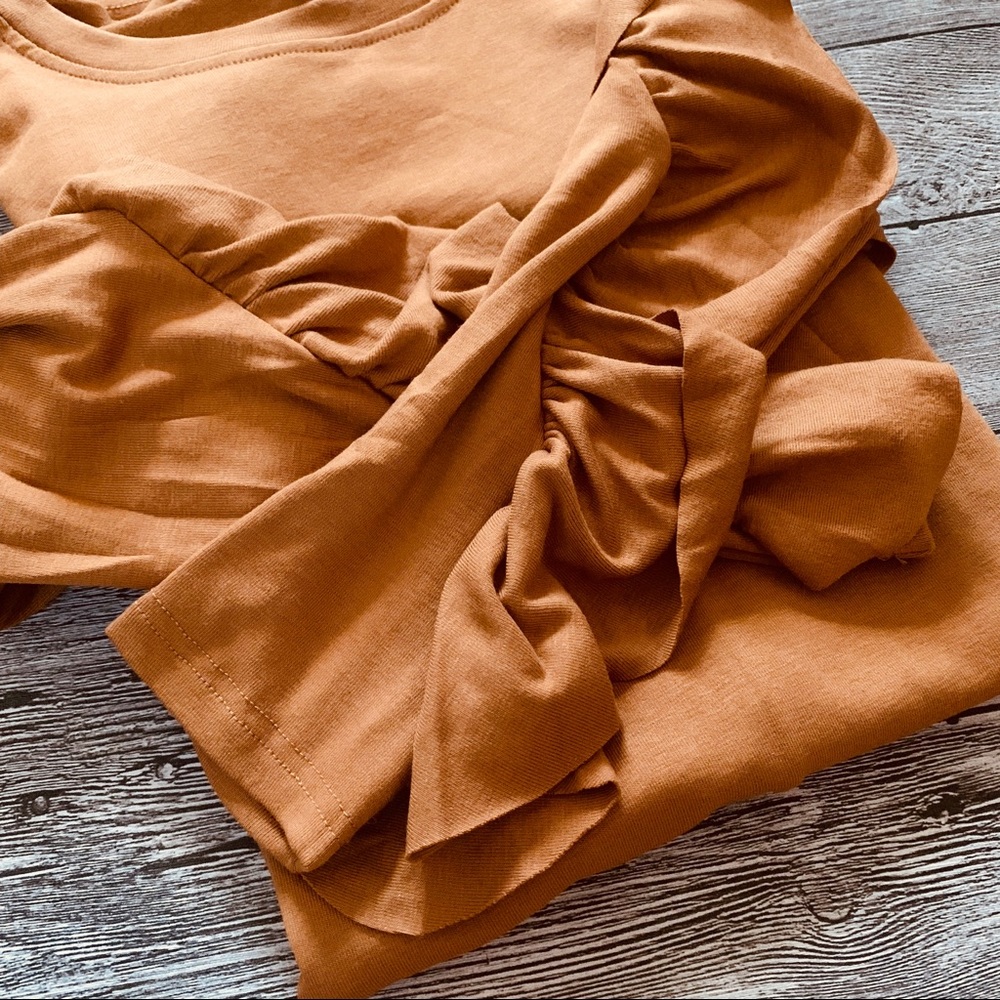 ♦️Kayla Wavy Long Sleeve Mustard Dress - Picture 5 of 6